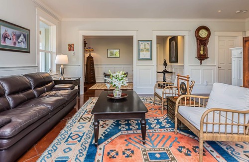 Saanich House | A quiet setting away from it all