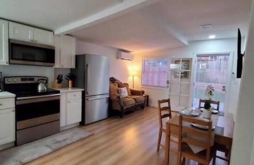 Rialto House | A quiet spot for family or business