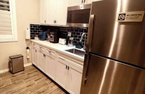 Winchester Apartment | A quiet suite with private parking, entrance & backyard near Temecula wineries.