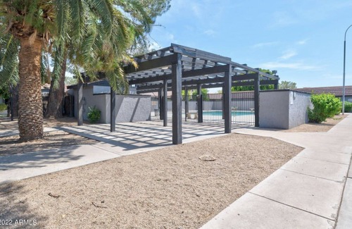 Vista De Oeste Condo | A quiet & unique space near the Heart of Westgate Entertainment District