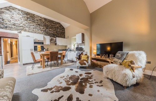 Millom Apartment | A quirky & comfortable property close to beaches & Lake District National Park