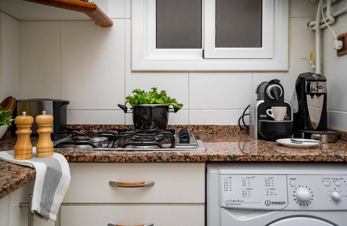 La Sagrada Familia Apartment | A rare find for those who like peace and quiet