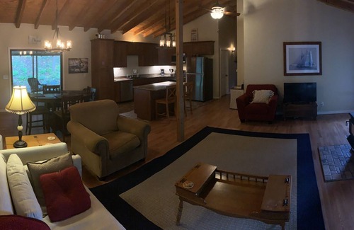 Greeneville Cabin | A REAL Rock and Timber Frame Cabin all alone bordering Cherokee National Forest