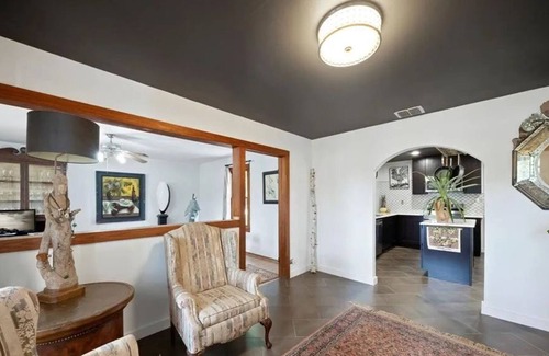 Johnson City House | A refuge from city life in the hill country roots of LBJ, a frontier President