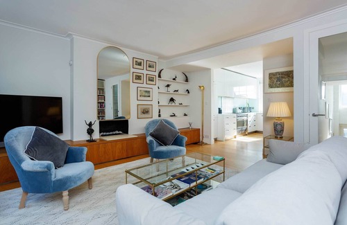 Norland Apartment | A Regency Tale, by Veeve