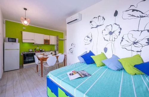 San Benedetto di Lugana Apartment | A relaxing corner just a few meters from the lake, among nature, history and entertainment.