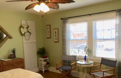Greenville House | A renovated Dutch Colonial house in downtown Greenville