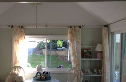 Willoughby Cottage | A Romantic Getaway Or Artist Retreat