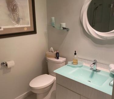 Delta Bed & Breakfast | A Room at the Camelia Bed and Breakfast