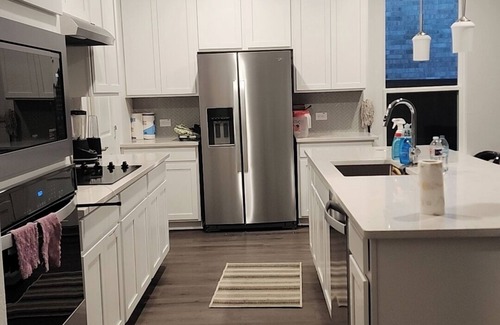 John T White House | A room in a Charming house with AC in Fort Worth