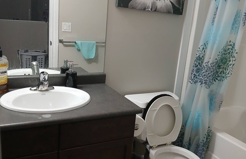 Spruce Grove House | A roome in a house in Spruce Grove, Alberta