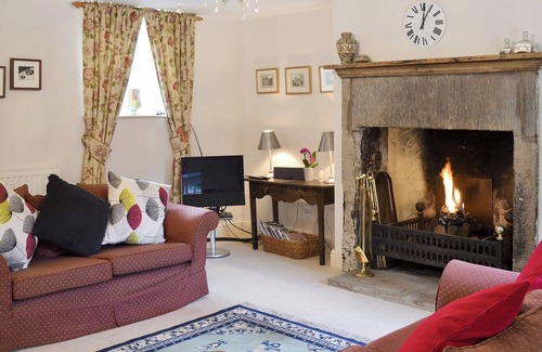 Eyam Cottage | A rural cottage in the famous village of Eyam in the Hope Valley.
