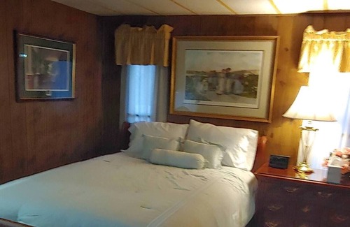 Ronda House | A Rural Oasis Awaits You