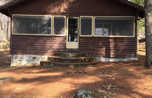 South Casco Cabin | a rustic log cabin