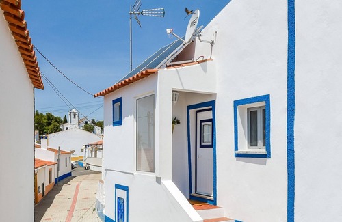 Mertola House | A small refuge in the south of Portugal