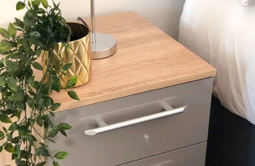 Sheffield City Centre Apartment | A SAFE PLACE” SHEFFIELD STAYCATION