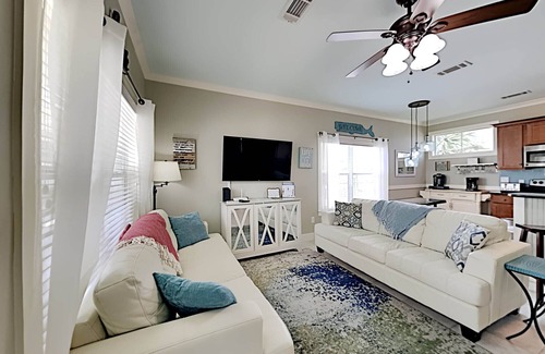 Avalon Beach Estates House | A Sea-esta