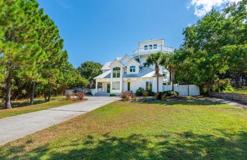 Gulf Pines House | A Sea of Blue - 241 Overlook Dr