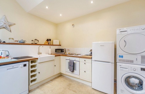 Alnmouth Cottage | A seaside retreat sat proudly on the Northern Coast.