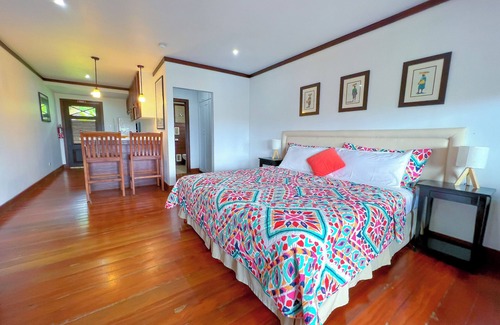 Windy Hill House | A secluded 10 room hotel located on the East Coast of the Island of Barbados.
