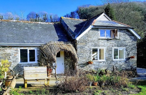 Morwellham Cottage | A secluded riverside cottage nestled in the Devon countryside.
