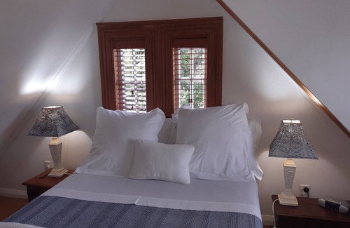 Onehunga Bed & Breakfast | A Self-contained boutique B&B offering privacy and character.