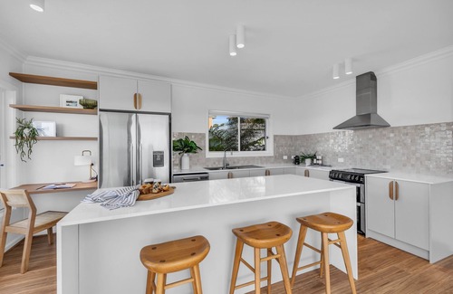 Merimbula Cabin | A Short Time - 2 Bedroom House