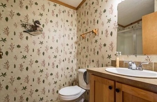 Neillsville Cabin | A short walk outside your cabin you can enjoy a great meal and at the Riviera Pub and Grill