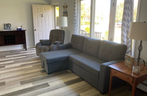 Harsens Island Cottage | A short walk to the north channel with access to a beach.