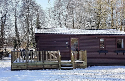 Diss Cottage | A single storey lodge set in nine acres of countryside.