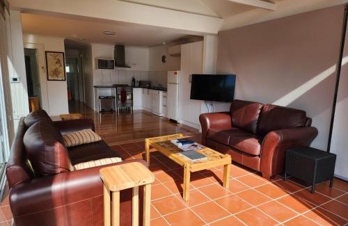 Barnes Bay House | A Slice of Paradise