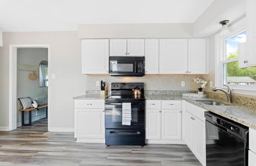 Chesterfield Villa | A Southside Retreat the whole family can enjoy!