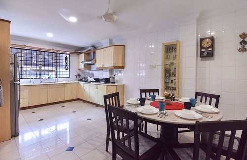 Taman Tun Dr Ismail Apartment | A Spacious 4BR Home NEARBY KIARA HILL, MONT KIARA, PAVILION DAMANSARA HEIGHTS