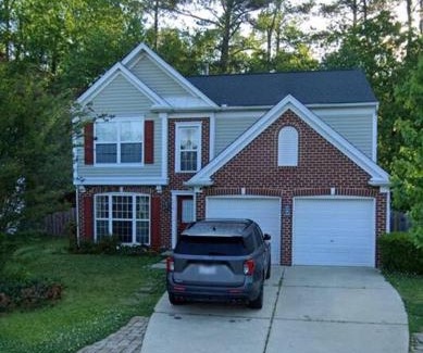 Fuquay-Varina House | A spacious and warm house