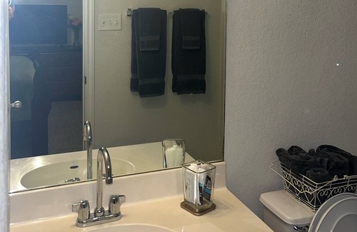 Killeen Apartment | A spacious, comfortable and quiet apartment and also, restaurants, supermarket..