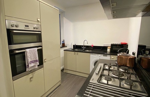 Blackburn House | A spacious & modern 3-bed home.