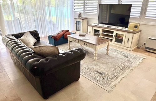 Welby House | A spacious Southern Highlands retreat in Welby with alfresco BBQ area