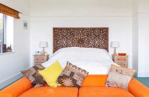 Burgh Island House | A spacious & stylish coastal house near Thurlestone with views!