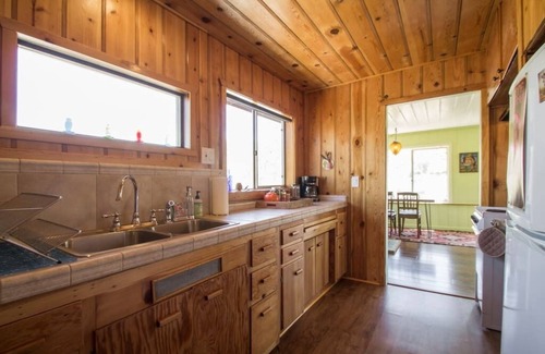 Yucca Valley Cabin | A Sparkling Clean 1940's High Desert Cabin
