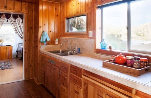 Yucca Valley Cabin | A Sparkling Clean 1940's High Desert Cabin