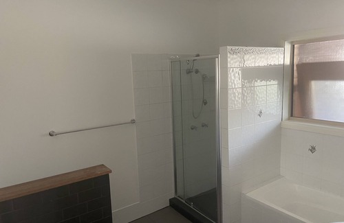 Kurri Kurri Bed & Breakfast | A special suite in a rural setting amongst bushland and wildlife