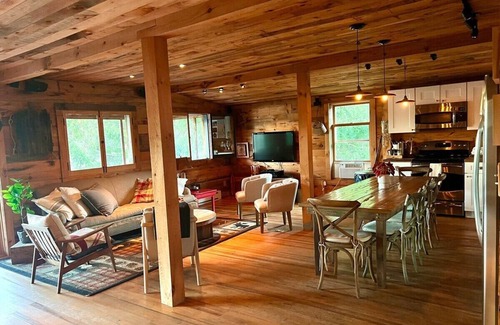 Averill Park Cabin | A spectacularly charming LAKE HOUSE on gorgeous Burden Lake!