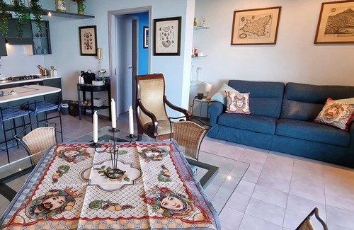 Taormina Apartment | A splendid three-room apartment with a pool and breathtaking views.