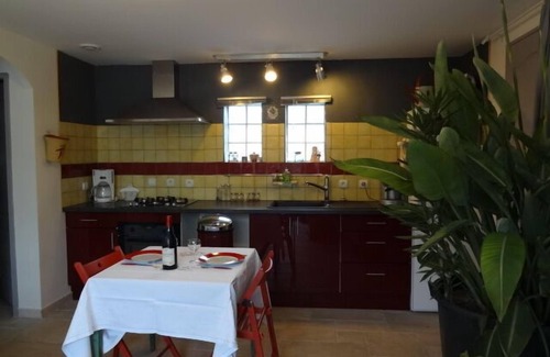 Fontvieille House | A stay in Provence