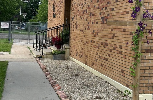 Wabaunsee County House | A+ Stay in Room 103 – Schoolhouse Charm Meets Modern Comfort