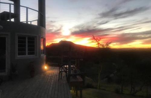 Grahamstown House | A Stone's Throw Accommodation