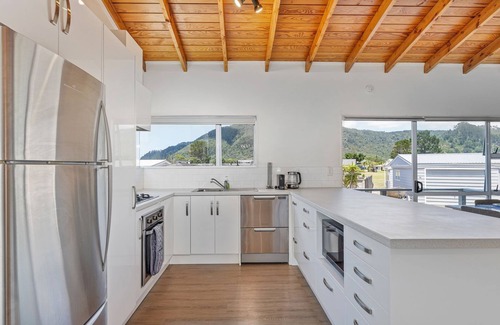 Pauanui House | A Stone’s Throw From The Beach
