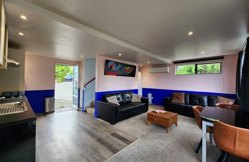 Dunedin City Centre Apartment | A Stones Throw From Town (A-Frame)