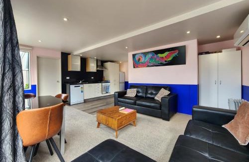 Dunedin City Centre Apartment | A Stones Throw From Town A-frame