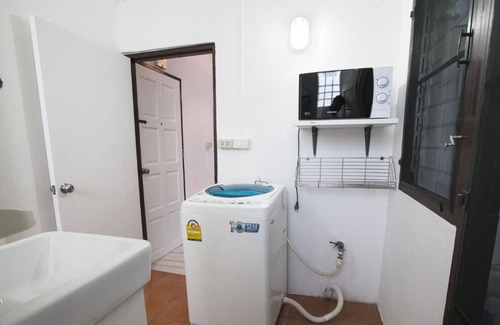 Samsen Nai Apartment | A Studio,BKK City Centre,2 mins to BTS SANAM PAO